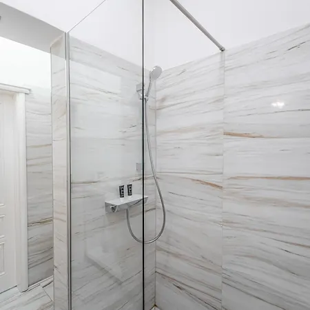 Kenti Apartment
